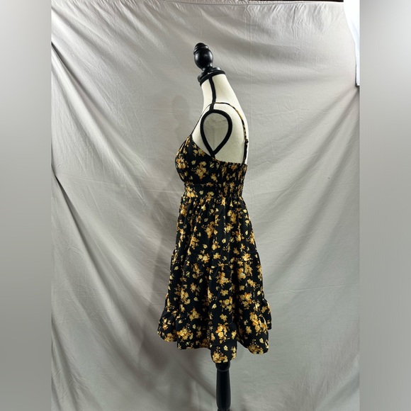 Boho Floral Print Ruched Bust Ruffle Hem Cami Dress - Picture 8 of 9